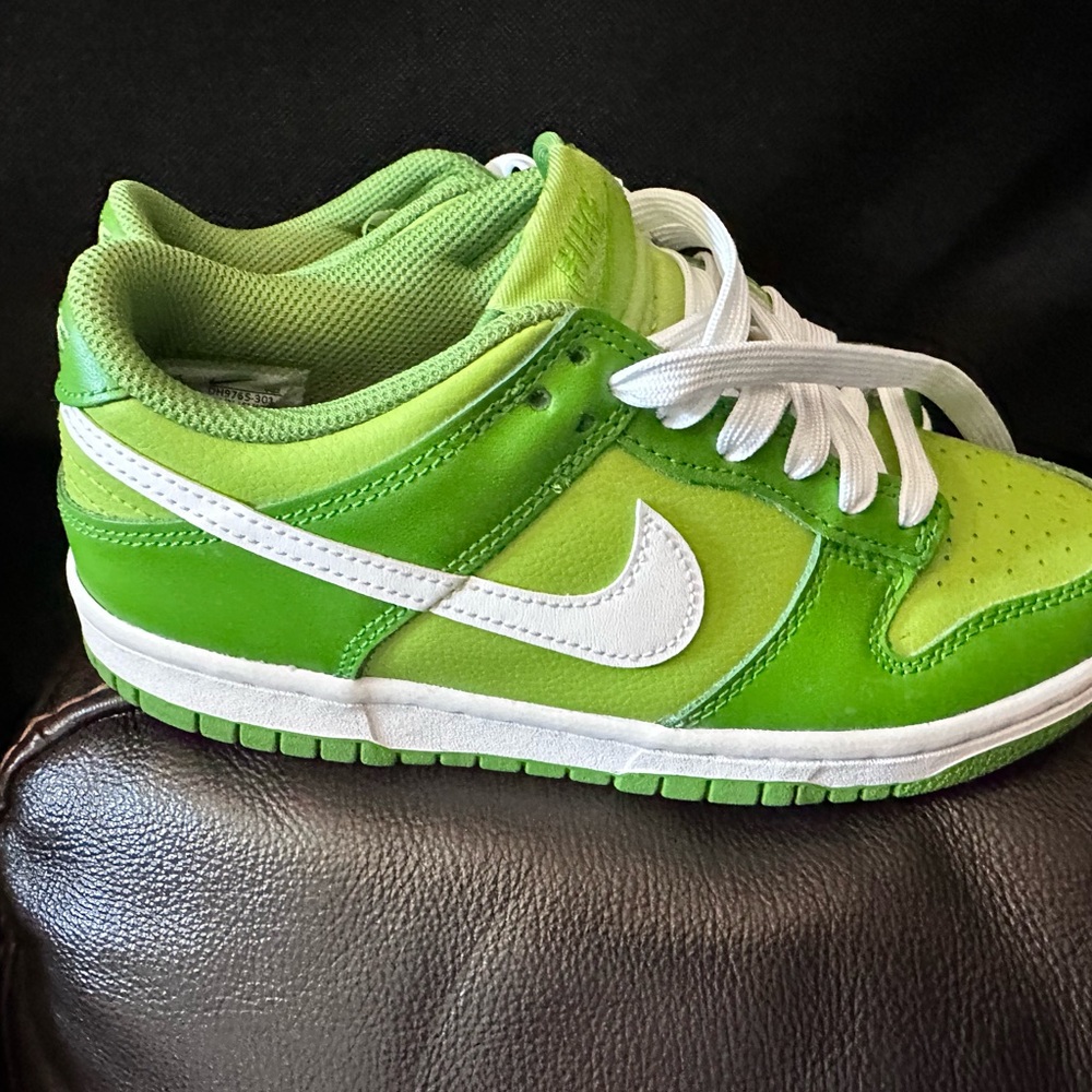 Nike Kids Green Sneakers